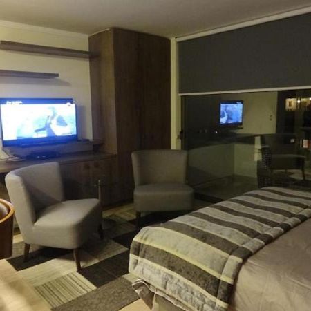 Apartamento Avenida Kennedy Santiago del Cile Esterno foto