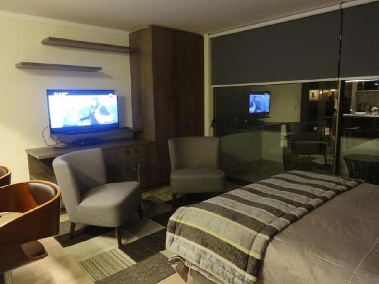 Apartamento Avenida Kennedy Santiago del Cile Esterno foto